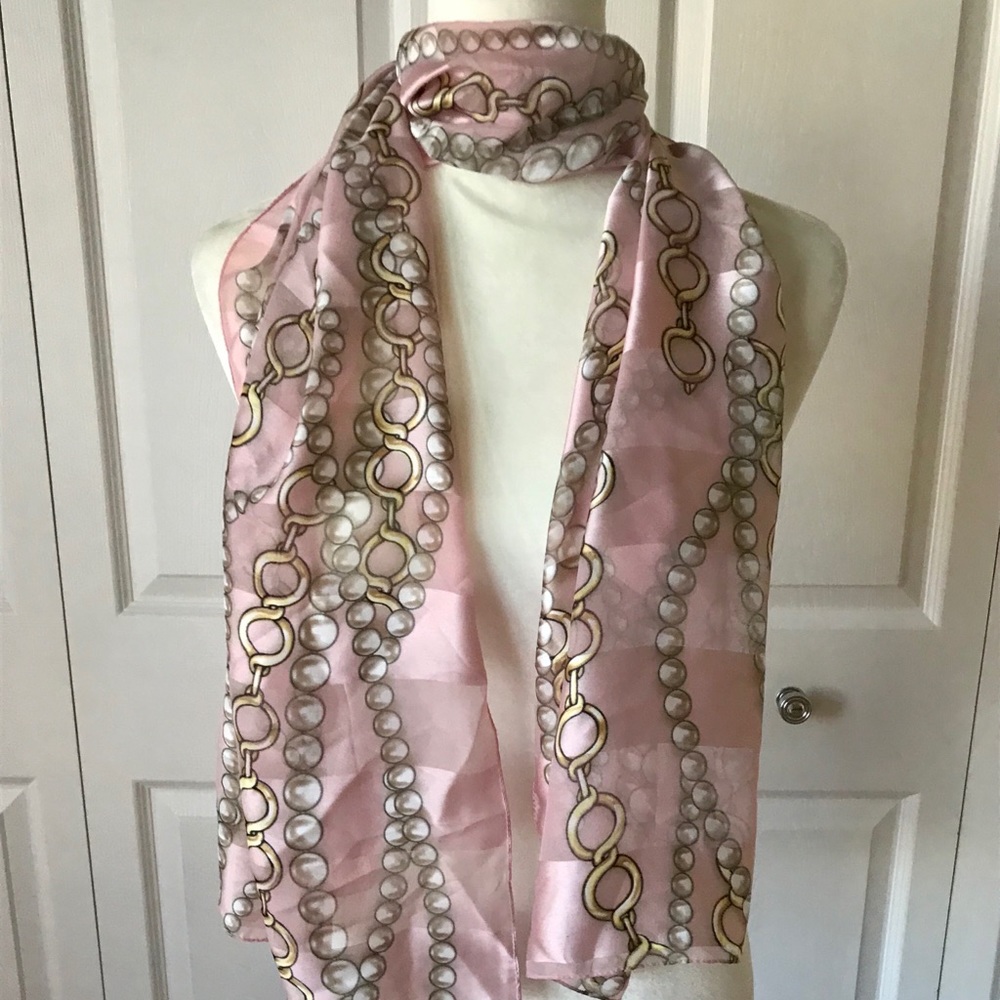 💥💥 SOLD💥💥 Tessitura Albertazzi Italy Pearl Pink Day Scarf